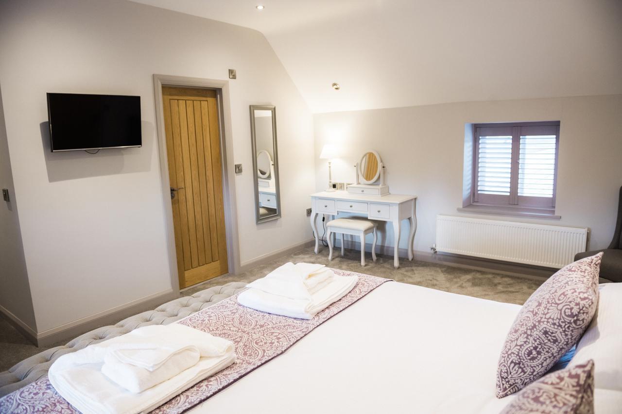 Rutland Water Courtyard Rooms โอ๊กคัม ภายนอก รูปภาพ