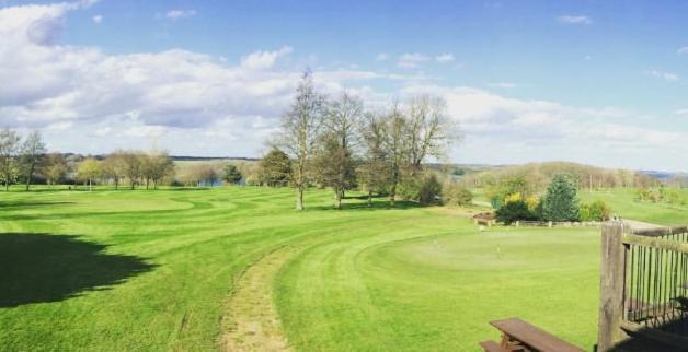 Rutland Water Courtyard Rooms โอ๊กคัม ภายนอก รูปภาพ